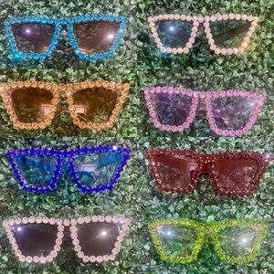 BRAND NEW WITH TAGS Rhinestone Glam Cat-Eye Sunglasses